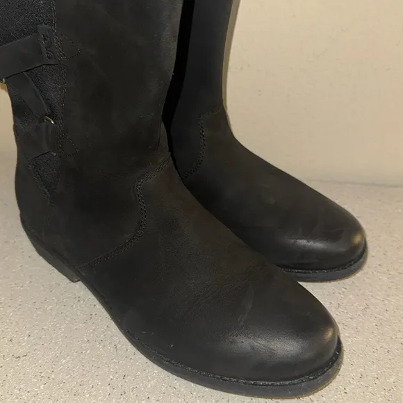 Teva Women’s‎ Ellery Tall WP Bison Boots Size 7.5