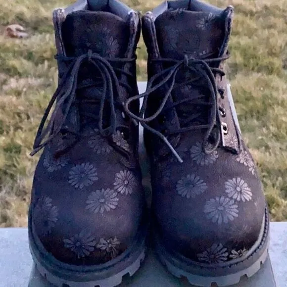 Timberland 6in Black Classic Floral Boots Size 12.5 Little Kids EUC