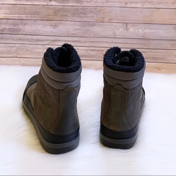 Timberland Ashwood Park 6” Lined Waterproof Boots