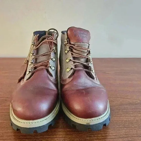Timberland Burgundy and Tan Hiking Boots SIZE 7 M