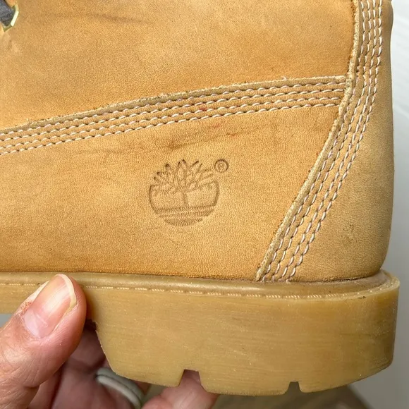 Timberland Classic Boot Tan Leather Boots Size 6