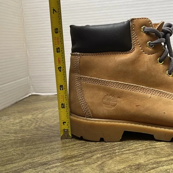 Timberland Classic Boot Tan Leather Boots Size 6