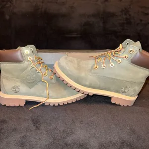 Timberland Green Leather Boots