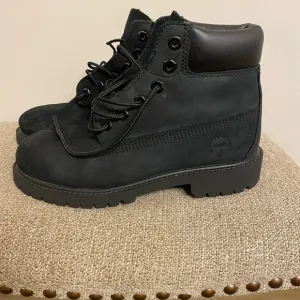 Timberland Little Kids Size  2&quot; Classic Boots from Finish Line