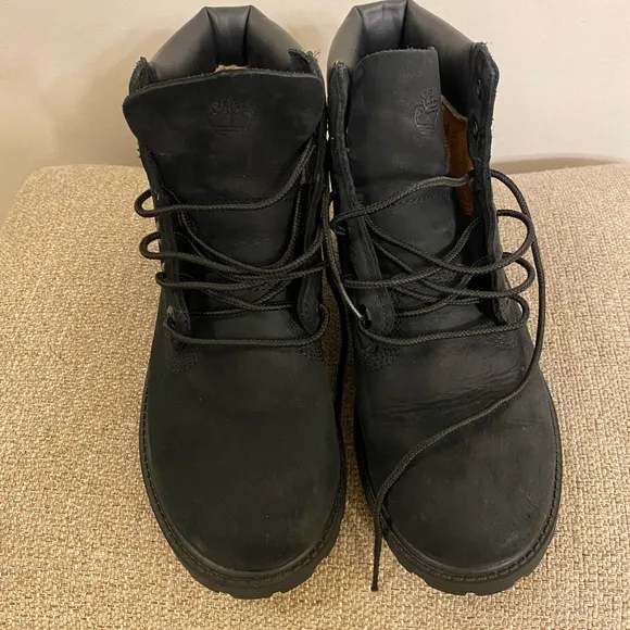 Timberland Little Kids Size  2&quot; Classic Boots from Finish Line