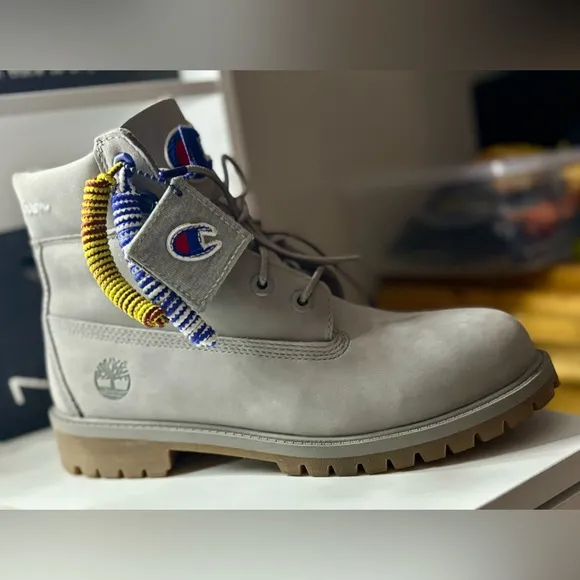 TIMBERLAND x CHAMPION  premium 6 in waterproof boot medium grey nubuck in box