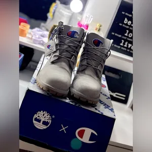 TIMBERLAND x CHAMPION  premium 6 in waterproof boot medium grey nubuck in box