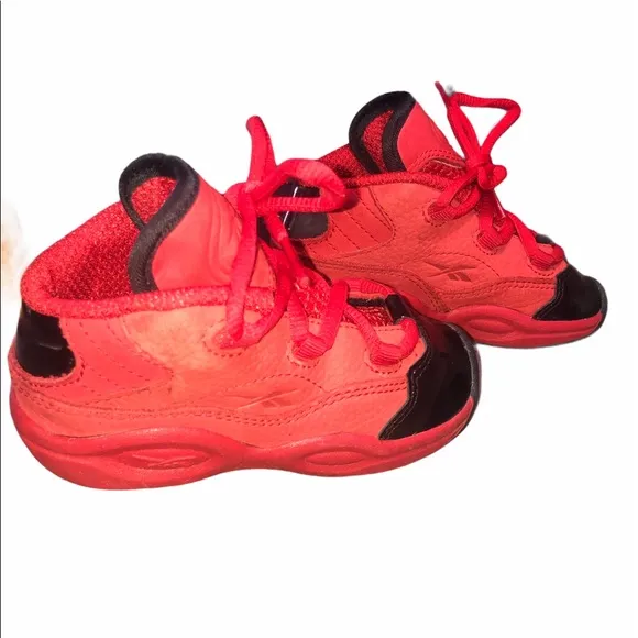 Toddler 8 Reebok question mid leather sneakers