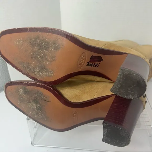 TODS England Women’s Suede Leather Boots Pull On 3” Heel Brown Tan Classic