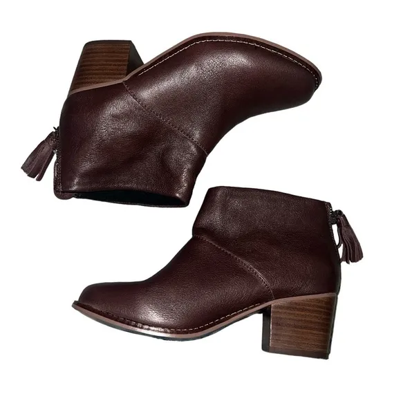 TOMS &quot;Leila&quot; Oxblood Leather Ankle Boots Tassel Zip Block Heel