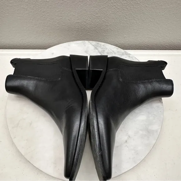 Tory Burch Boots Size 6.5 Black Chelsea Ankle Boots Designer