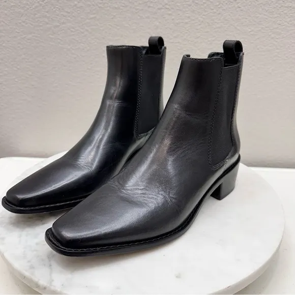 Tory Burch Boots Size 6.5 Black Chelsea Ankle Boots Designer