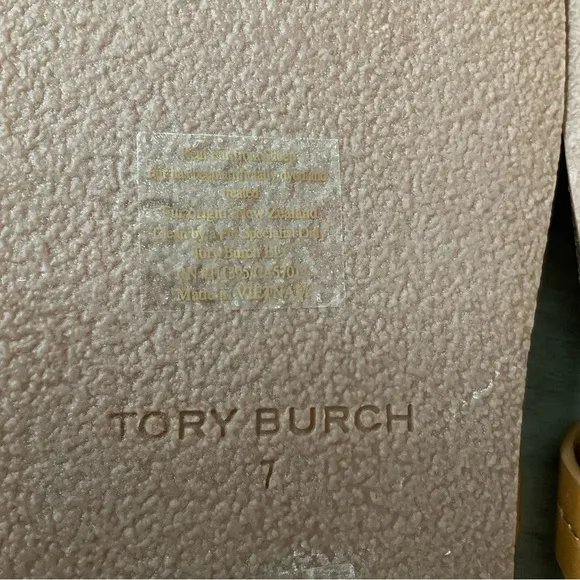 Tory Burch Genuine Shearling, Leather Logo Emblem Slide Thong Sandals Si…
