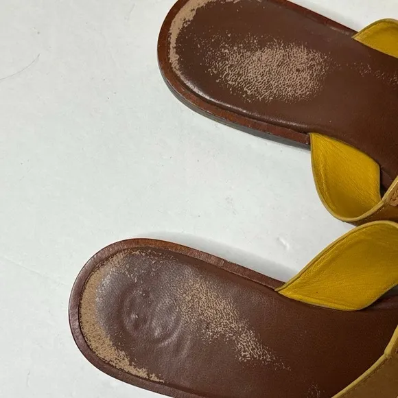 TORY BURCH Jamie Full Logo Leather Thong Sandals in Royal Tan 9 US