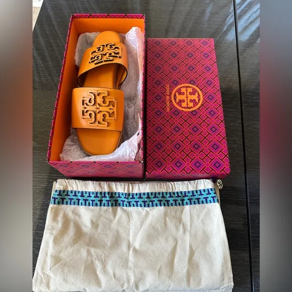 Tory Burch leather slides sandals new in box 8.5