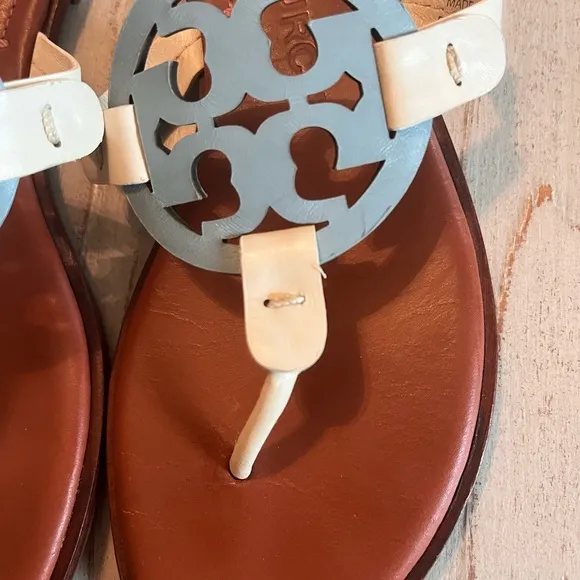 Tory Burch Millar sandals soft leather blue and cream size 7 excellent condition
