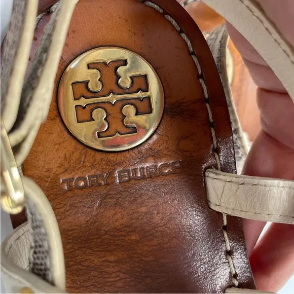 Tory Burch Reggie White Leather Strappy Ankle Sandals Gold Buckle Flat Size 5M