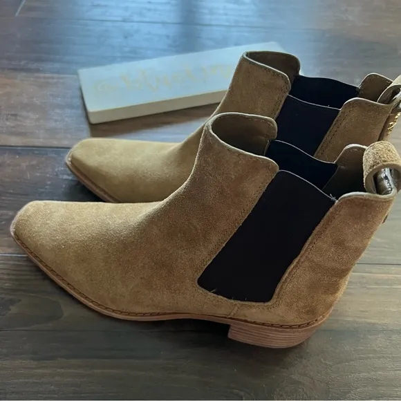 Tory Burch Suede Pointed Toe Western Chelsea Boots NWT