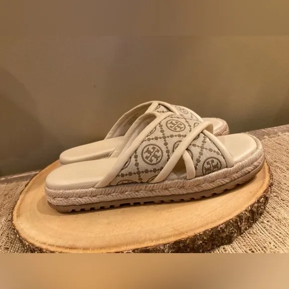 Tory Burch T Logo Monogram Neutral Cream Crisscross Espadrille Sandals 8.5 New