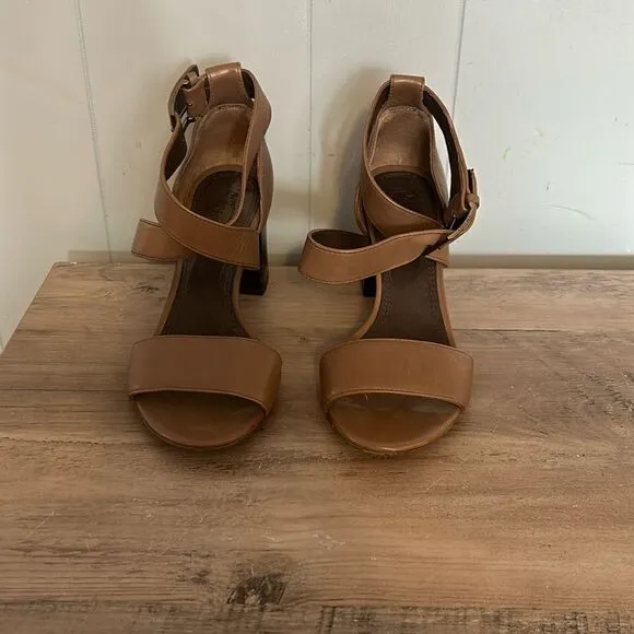 Tory Burch Brown Leather Sandals Size 6.5