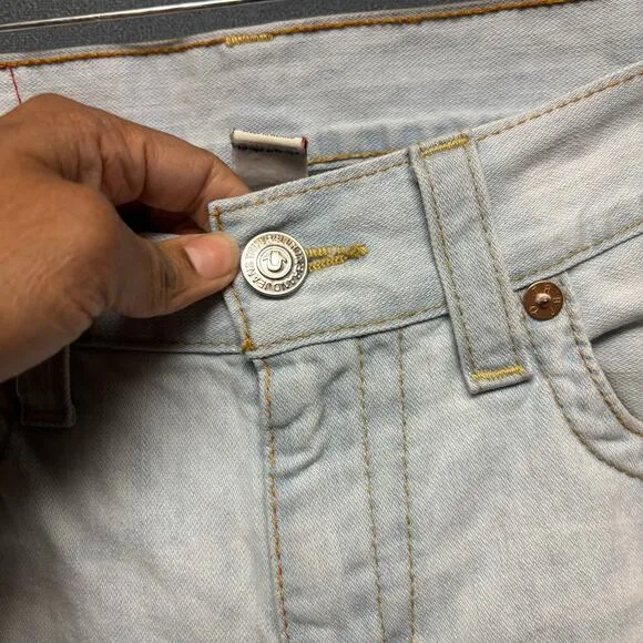 True Religion Distressed Jeans Mens 32 Lightwash Holey Grunge Skater Streetwear