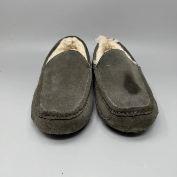 UGG Ascot Mens Slippers Loafer Size 9 Gray Suede Sheepskin Lined Shoes