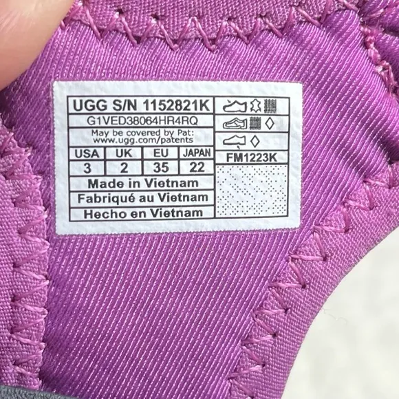 UGG Ashton Straps Kids Purple Sandals Sz 3