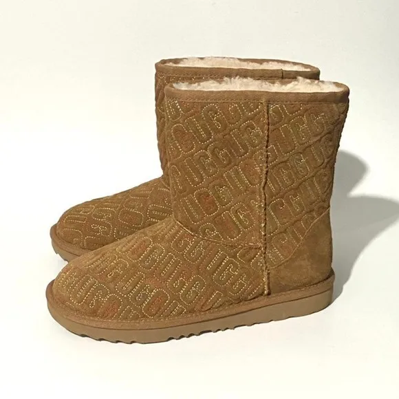UGG Australia Classic II Boots Booties Brown New Youth Size 4 Women's 6