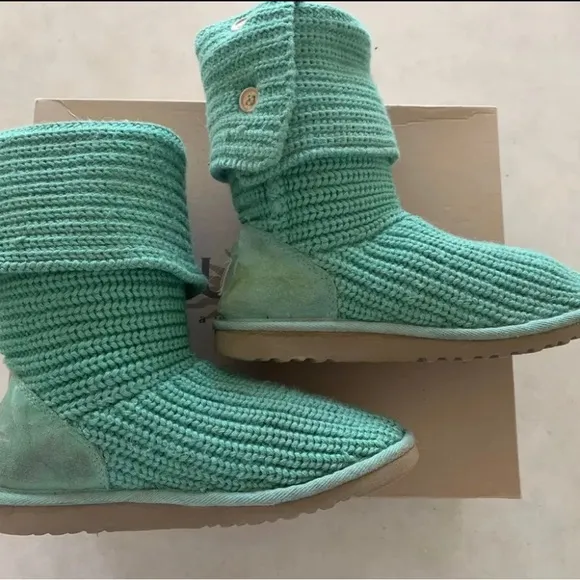 Ugg Australia Girls Classic Cardy Boots #5649-Big Girls Size 4 - Spearmint -VGUC