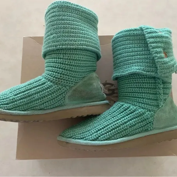 Ugg Australia Girls Classic Cardy Boots #5649-Big Girls Size 4 - Spearmint -VGUC