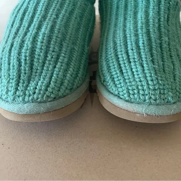 Ugg Australia Girls Classic Cardy Boots #5649-Big Girls Size 4 - Spearmint -VGUC