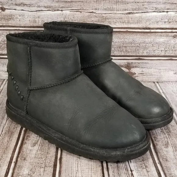 UGG Australia Men's 6 Classic Mini Stitch Deco Boots Black Leather Sheepskin