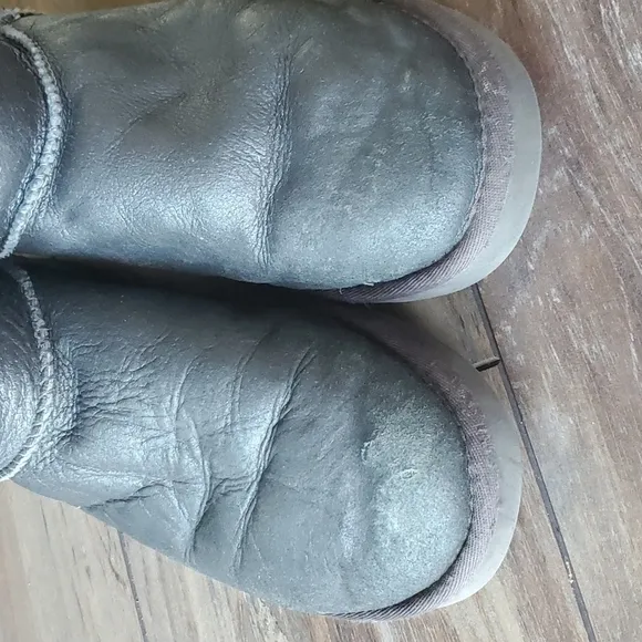 Ugg Australia Women Sheepskin Metallic Pewter Classic Tall 5823 boots shoes
