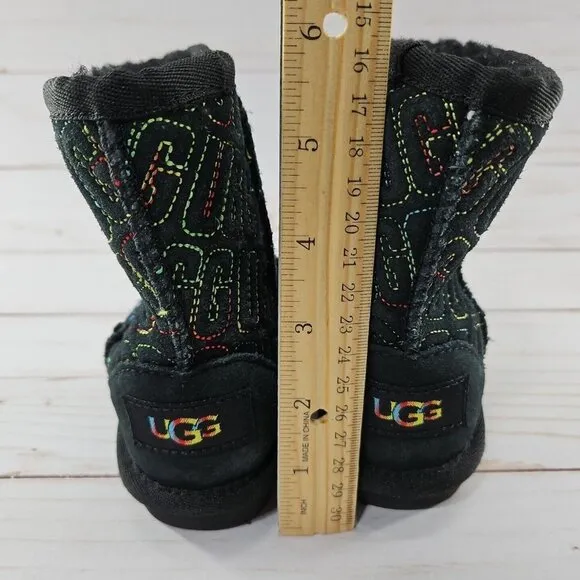 UGG Boots Black Toddler Size 6‎ Australia Classic II Graphic Kids 1112383T