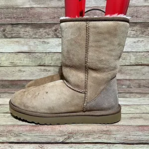 Ugg Brown Short Classic Boots