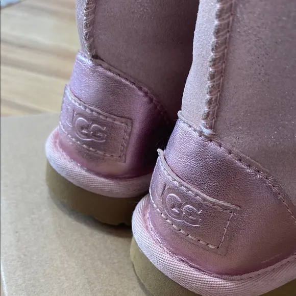 Ugg Classic II Shimmer Metallic Suede Boots