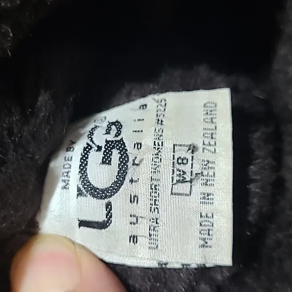 UGG Classic ll Brown Boots Size 8 Women's