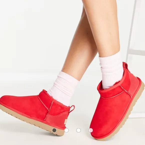 UGG Classic Mini Boots in Ribbon Red Size 9