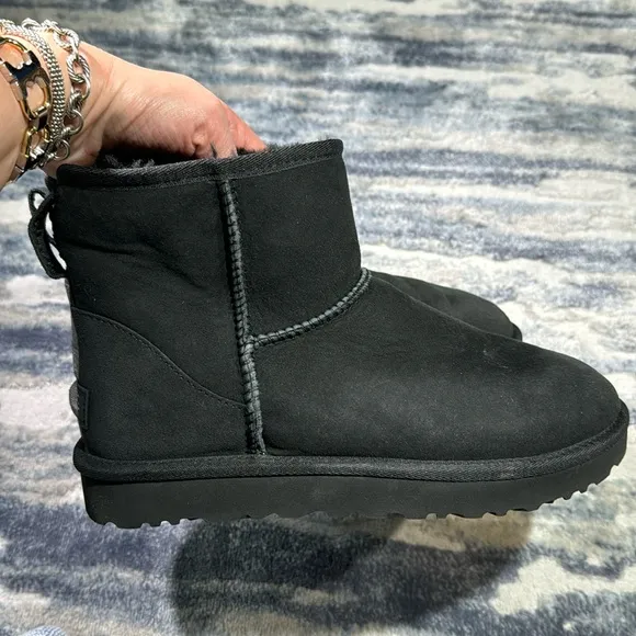 UGG Classic Mini ll Boots