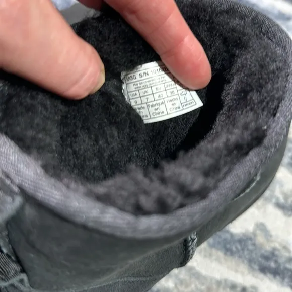 UGG Classic Mini ll Boots