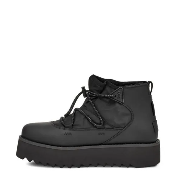 UGG Classic Rising Toggle Platform Boots in Black Women’s Size 6