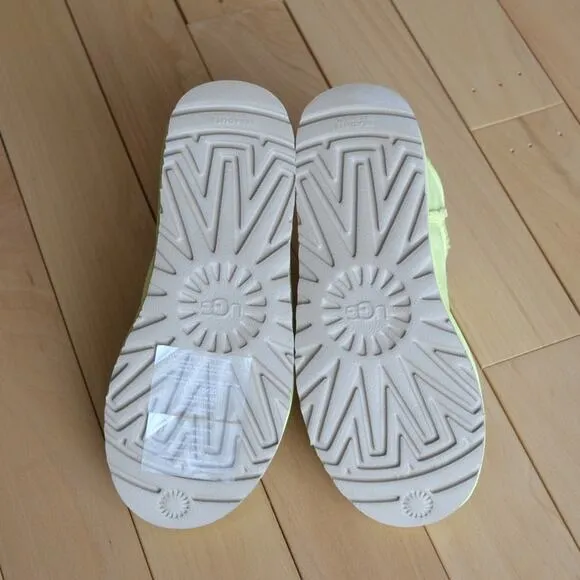 UGG Classic Short Boots Mini Ultra Size 6 Polen