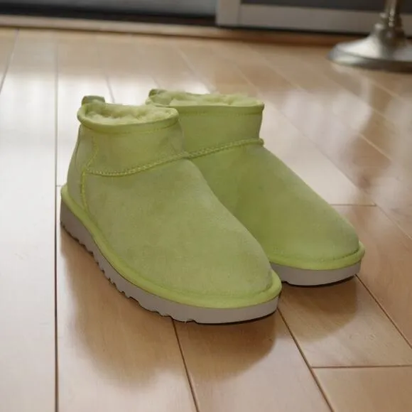 UGG Classic Short Boots Mini Ultra Size 6 Polen