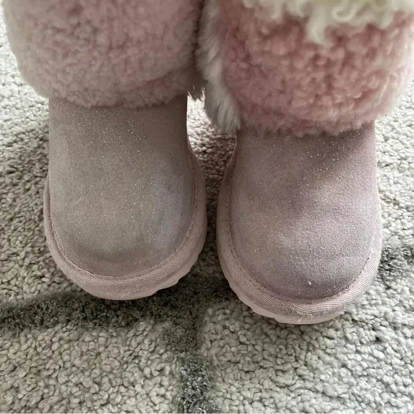 UGG CLASSIC SHORT PATCHWORK FLUFF BABY PINK BOOTS 10