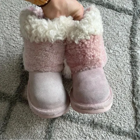 UGG CLASSIC SHORT PATCHWORK FLUFF BABY PINK BOOTS 10