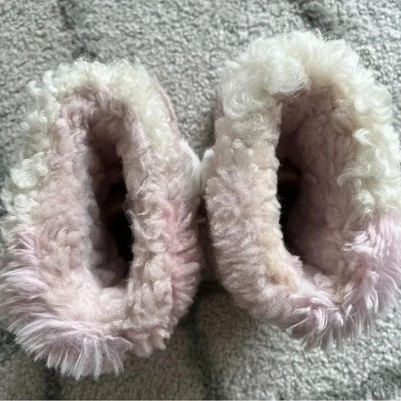 UGG CLASSIC SHORT PATCHWORK FLUFF BABY PINK BOOTS 10