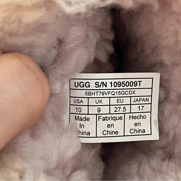 UGG CLASSIC SHORT PATCHWORK FLUFF BABY PINK BOOTS 10