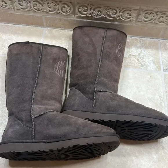 UGG Classic Tall Leather Embossed Boots Size 9