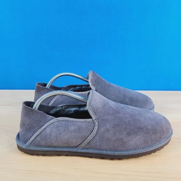 UGG Cooke Mens Size 9 Slippers Grey Suede Wool Lined Comfort Loafers 101348‎