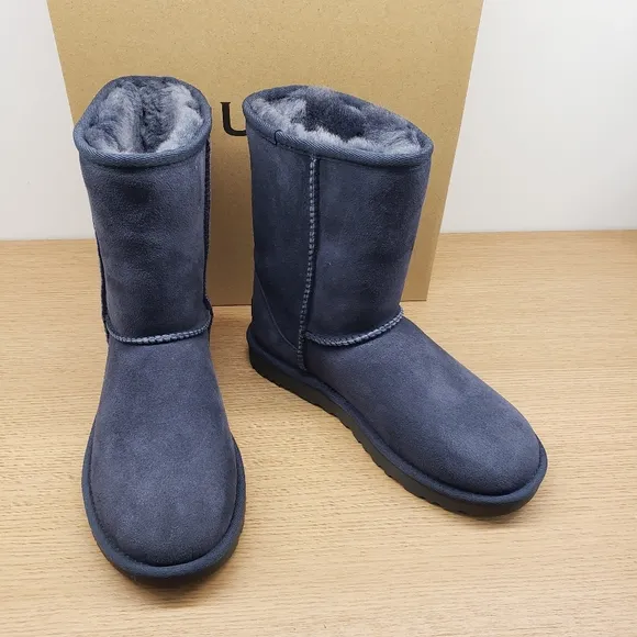 UGG Eve Blue Classic Short II  Boots